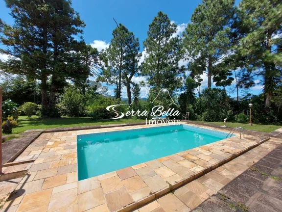 Imagem Casa com 4 dormitórios à venda, 255 m² por R$ 1.290.000,00 - Três Córregos - Teresópolis/RJ