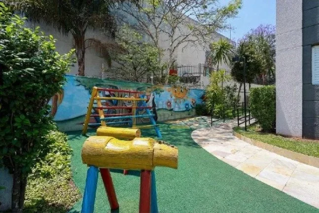 Imagem Apartamento 50m², 2 dormitórios, sendo o de casal com armários planejados, sala 2 ambientes, saca...