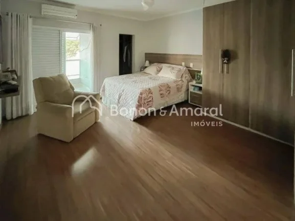 Imagem Casa com 3 Quartos e 4 banheiros à Venda, 250 m² por R$ 1.600.000