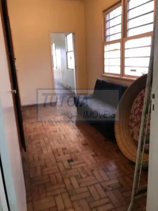 Imagem CASA COM 4 QUARTOS A ALGUNS METROS DO METRÔ ANA ROSA