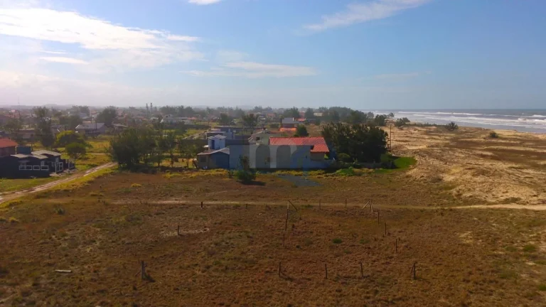 Imagem Terreno á venda na Praia Real em Torres/RS