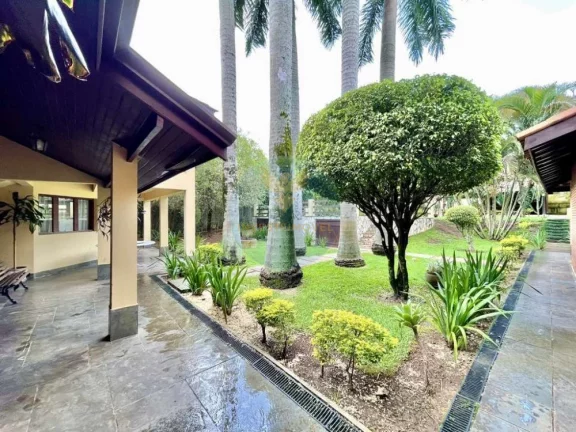 Imagem Casa em Condomínio a Venda no bairro Granja Viana - Carapicuíba, SP