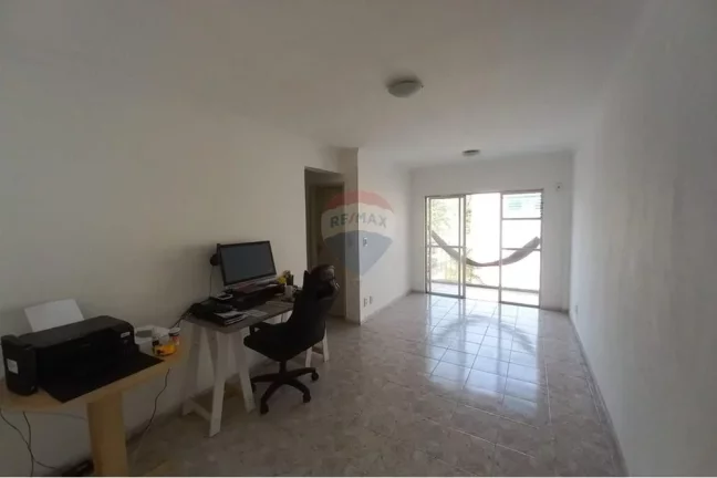 Imagem Apartamento com 2 Quartos à venda, 50m² - Jardim Sulacap, Rio de Janeiro.