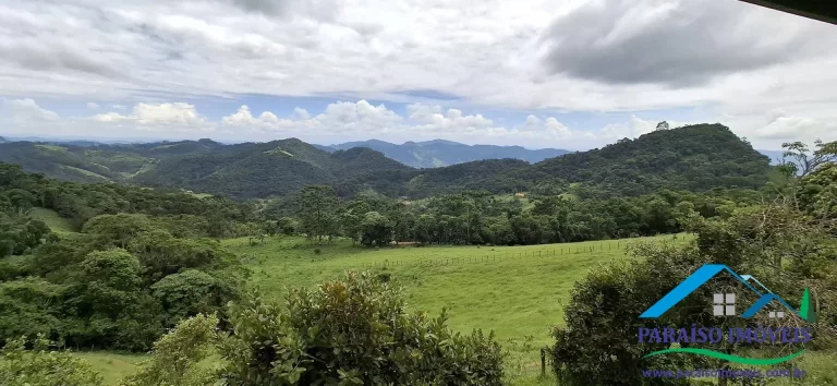 Imagem Refúgio nas Montanhas: Chácara dos Sonhos no Bairro dos Venâncios