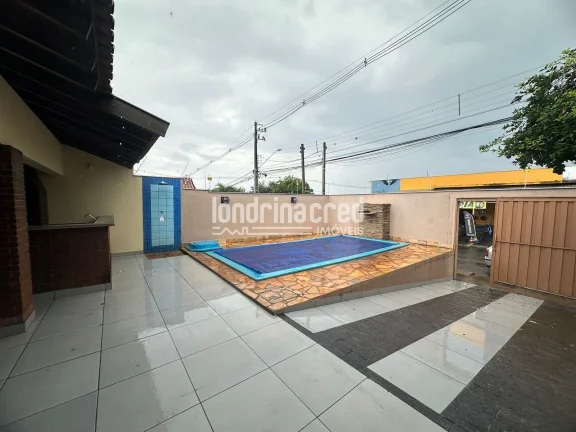 Imagem Magnífico Sobrado com 3 Dormitórios, Suíte, Piscina, Churrasqueira e 4 Vagas de Garagem em Terreno de 416 m² - Oportunidade em Zona Residencial ZR-4!