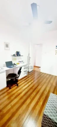 Imagem Imóvel amplo de 3 dormitórios no Embaré em Santos