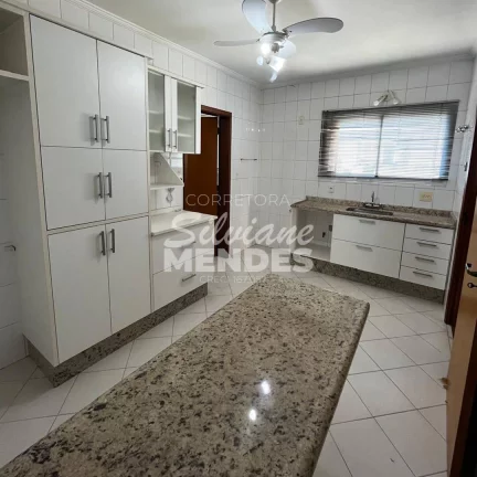 Imagem Oportunidade! Apartamento 148 m² com 4 dorms. (3 suítes) bem localizado