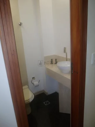 Imagem Apartamento quadra mar com 5 suítes em Balneário Camboriú