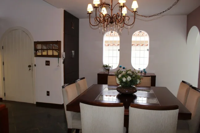 Imagem Casa 4 Dormitórios 255m² Jardim América - Sorocaba/SP
