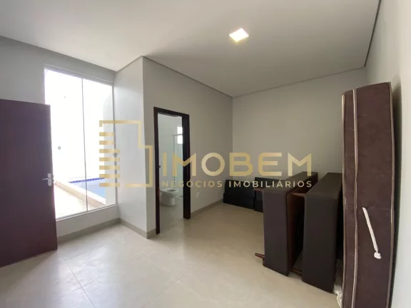Imagem Imóvel de Alto Padrão: Casa à venda em Sinop-MT, no bairro Jardim Itália III, com 3 quartos, 1 suíte e ampla área de 154m².