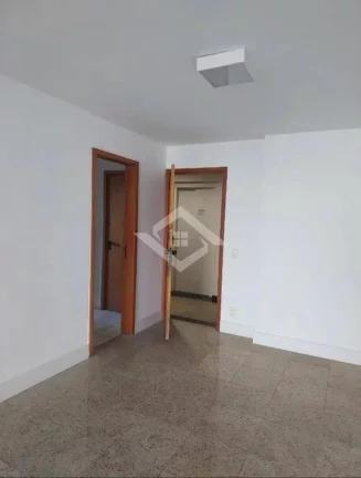 Imagem Apartamento de 106m² com 3 Quartos e Vista Mar na Barra da Tijuca – RJ