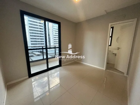 Imagem Apartamento de 3 quartos, com 129m² e sol da manhã, à venda na Enseada do Suá - Vitória
