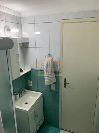 Imagem Apartamento com 60m², distribuído em 2 dormitórios, sala, cozinha, lavanderia e 1 banheiro. Possu...