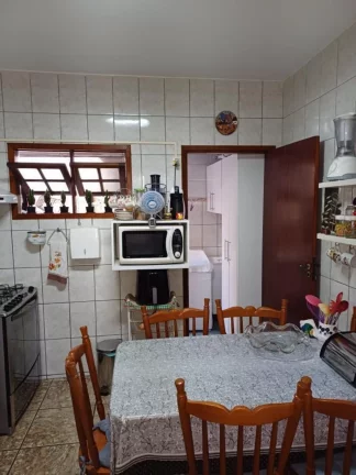 Imagem CASA EM CONDOMINIO RESIDENCIAL em Cabo Frio - RJ, Jardim Excelcior