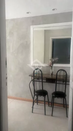 Imagem Apartamento 100 m², 3 Quartos, Reformado, à Venda em Copacabana Posto 2