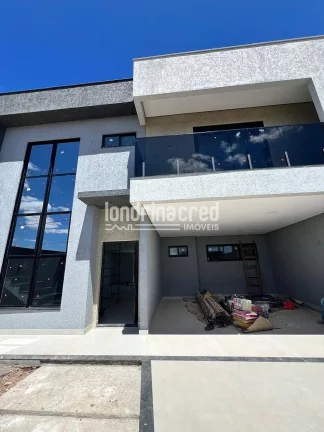 Imagem Casa assobradada mobiliada, 3 suítes com sacada, closet, piscina, churrasqueira, placas solares, 4 vagas, casa inteligente e acabamento premium