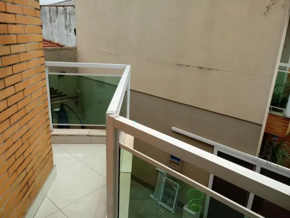 Imagem Sobrado em condomínio com 2 suites
