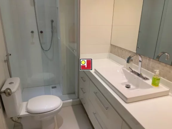 Imagem Vendo 2Q(1S), depd, alto, vista mar e lagoa, R$1.500.000,00, luxuoso, clean, decoração maravilhosa, porcelanato, ônibus, clube, tênis, squash, piscina
