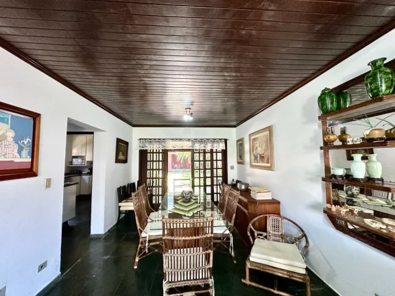 Imagem Casa à venda em Riviera de São Lourenço: 3 quartos, 1 suítes, 2 salas, 4 vaga, 199,70 m² no Riviera Módulo 21. Venha conferir!