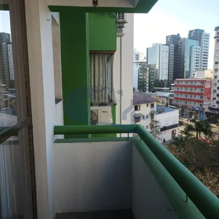 Imagem Apartamento 1 dormitório a venda no centro de Torres