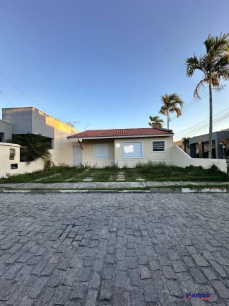Imagem VENDO CASA 3/4 SENDO UMA SUÍTE -CONDOMÍNIO -SIM
