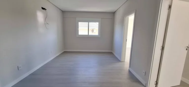Imagem Casa à Venda, 250m2, 3 Suítes, Florianópolis/SC