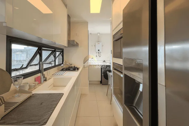 Imagem Vendo Apartamento com decoração de luxo na Graça: 108m², nascente, vista mar, porteira fechada, 2 s