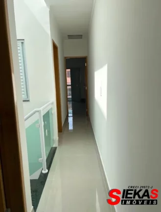 Imagem Aluguel de Casa Espaçosa na Vila Alpina, São Paulo-SP: 3 quartos, 1 suíte, 1 sala, 3 banheiros, 2 vagas, 96m²!