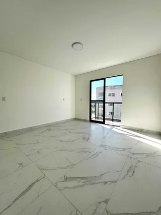 Imagem Cobertura Duplex com 3 dormitórios sendo 1 suíte e 2 vagas no bairro Bom Jesus -São José dos Pinhais