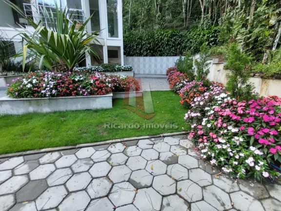 Imagem Casa Contemporânea Rio das Ostras à Venda