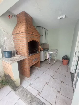 Imagem Sobrado a venda na Vila Zelina, a 9 minutos a p?(C) do Metrô Vila Prudente. 3 dormitórios, 1 com closet, 2 vagas de garagem cobertas, portão automático.