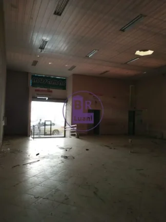 Imagem BARRACÃO ENORME NO CORAÇÃO DA CIDADE COM TODA INFRAESTRUTURA PARA O SEU NEGÓCIO