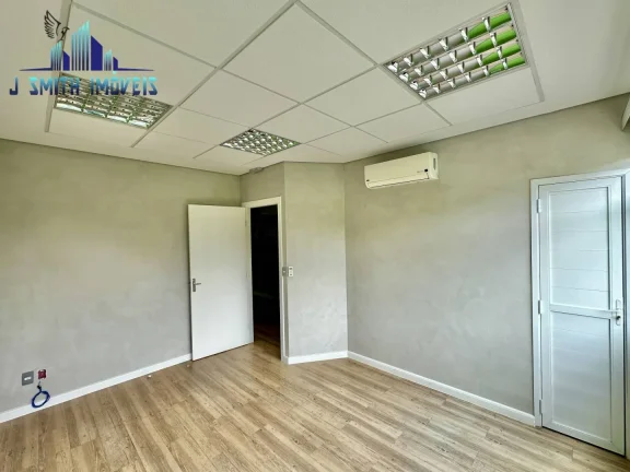 Imagem Sala c/ 53,19m², 3 ambientes, copa, lavabo, ar-condic., 1 vaga, elevador.