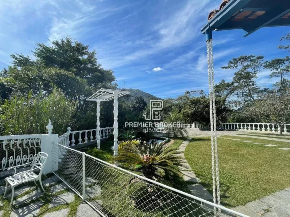 Imagem Casa fora de condomínio com 5 dormitórios à venda, 512 m² por R$ 2.350.000 - Comary - Teresópolis/RJ
