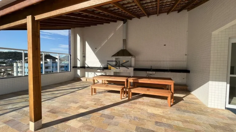 Imagem Apartamento à venda nas Toninhas com 1 dormitórios, varanda gourmet com churrasqueira e piscina