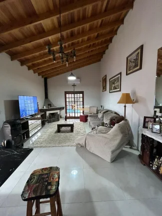 Imagem Sítio com 7 Dormitorio(s) localizado(a) no bairro Tarumã em Viamão / Rio Grande do Sul Ref.:57580477
