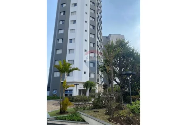 Imagem Excepcional apartamento de 3 dormitórios (1 suíte) na tranquila e arborizada Vila Indiana