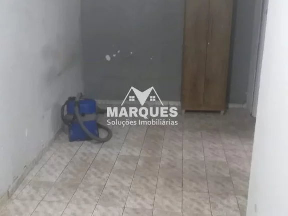 Imagem Oportunidade Casa c/ 2 dorms. 2 banheiro
