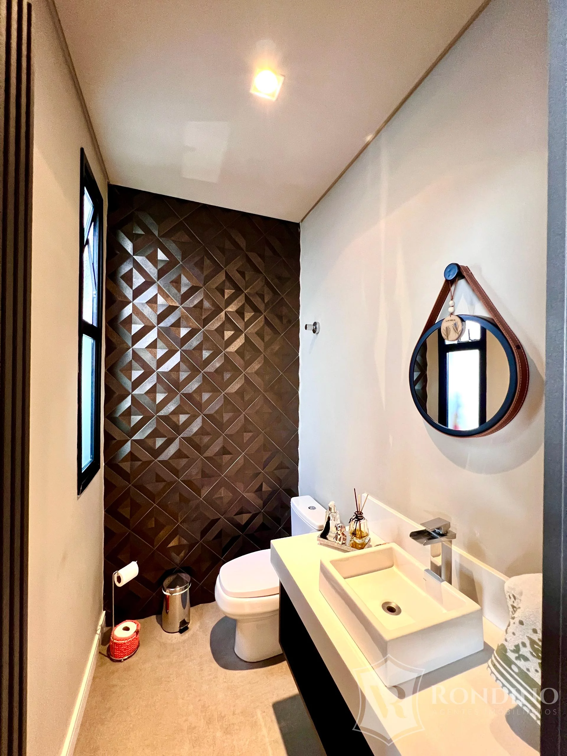 Imagem Casa de alto padrão com 3 suítes no Condomínio Bouganville - Conforto e Sofisticação - Sorocaba - SP