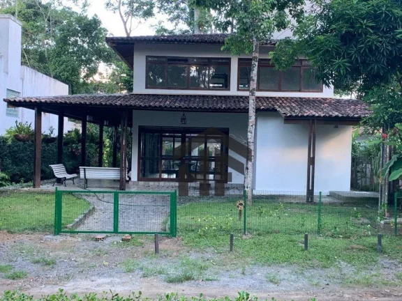 Imagem Casa de 230m² para alugar, com 3 quartos (1 suíte), localizada em Aldeia, Camaragibe - Pernambuco.