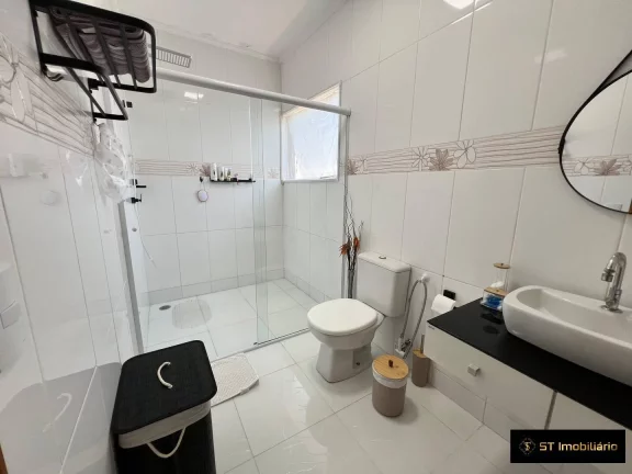 Imagem Casa à venda em Condomínio na região de Atibaia/SP - R$1.850.000!