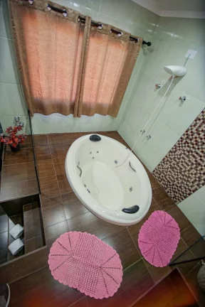 Imagem CASA residencial dentro de condomínio