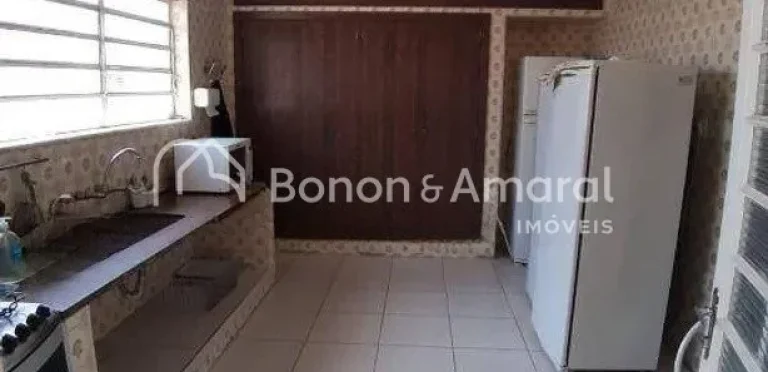 Imagem Ótima oportunidade para ponto comercial ou residencial! Localizada em frente à Lagoa Taquaral, é ...