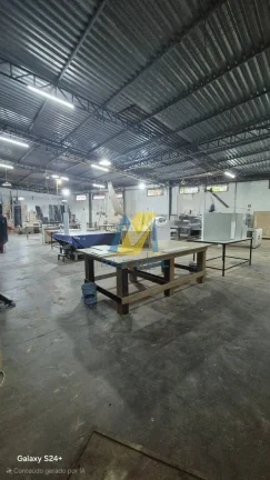 Imagem Galpão comercial/industrial com excelente estrutura e frente imponente.