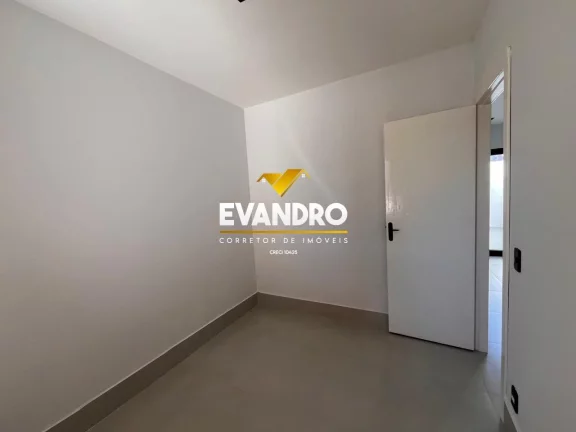 Imagem Casa em Condomínio para Venda em Cuiabá / MT no bairro Jardim Imperial