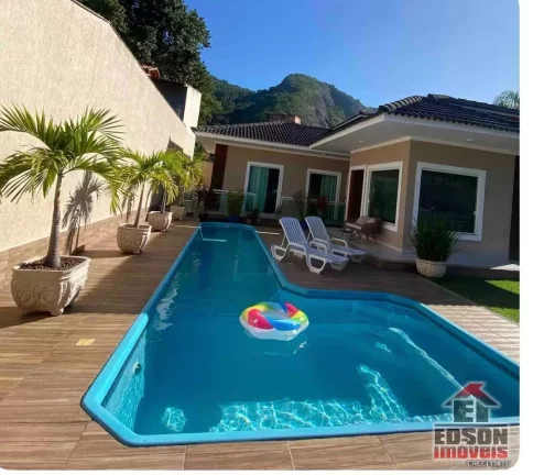 Imagem 3 Quartos, 1 Suíte, 2ª Locação com Piscina e Churrasqueira no Recanto.