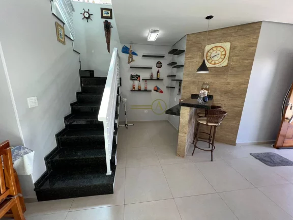 Imagem Sobrado de alto padrão em Condomínio Fechado em Peruíbe/SP