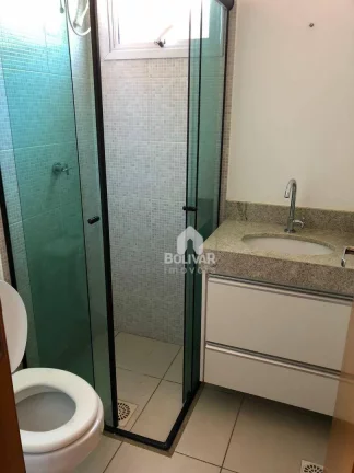 Imagem Casa com 3 dormitórios para alugar, 150 m² por R$ 2.940,00/mês - Araporã - Araporã/MG