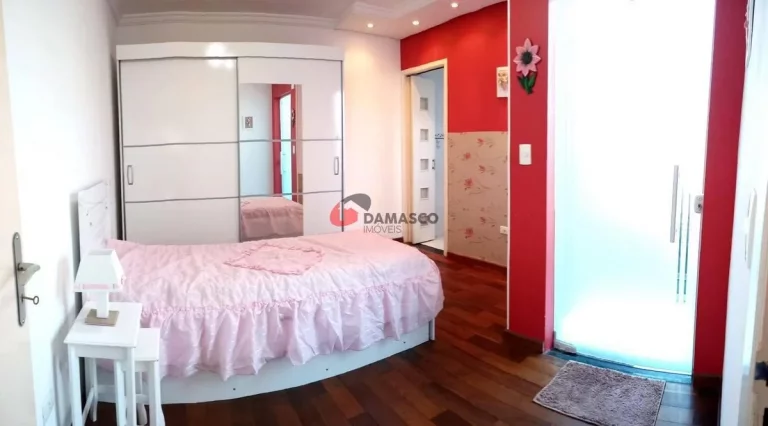 Imagem Sobrado à venda 3 Quartos, 3 Suites, 2 Vagas, 282M², Jardim Stella, Santo André - SP