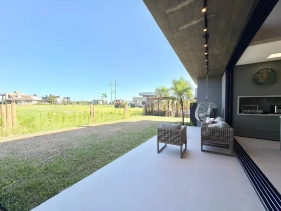 Imagem Apartamento 4 Dormitórios - Bairro Atlantida